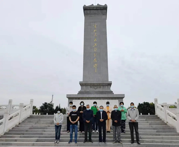 1630918402587017.jpg 640.webp.jpg