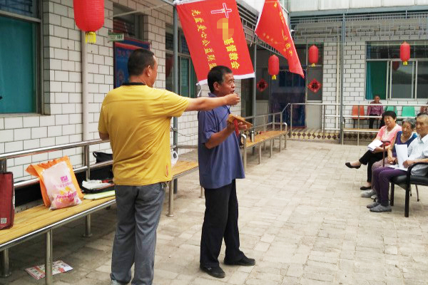 1651113507350572.jpg 5b28a7738dfbc.jpg