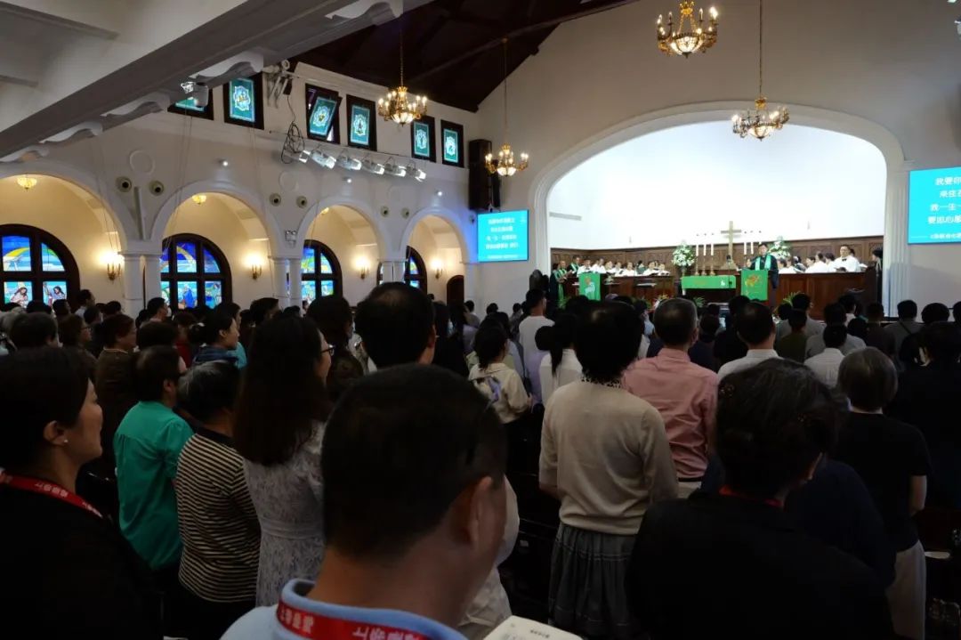 1695104536357954.jpg 上海市基督教两会“经筵论道”讲经讲道在鸿德堂顺利举行-2.jpg