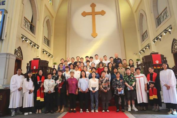 1716369589794675.jpg 狮山堂洗礼.jpg