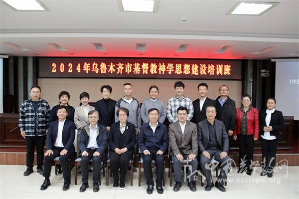 1726730049750393.png 合影.png