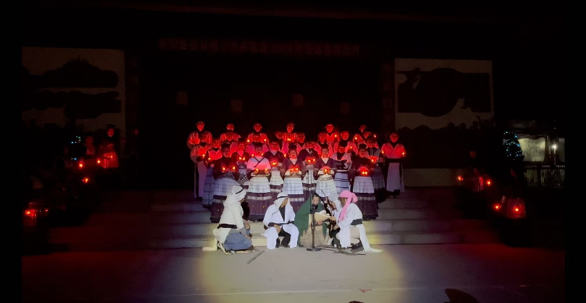 1740452135758272.png 活动现场.png