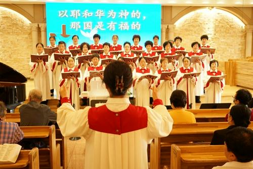 大连普兰店文化路教会举办国庆节聚会