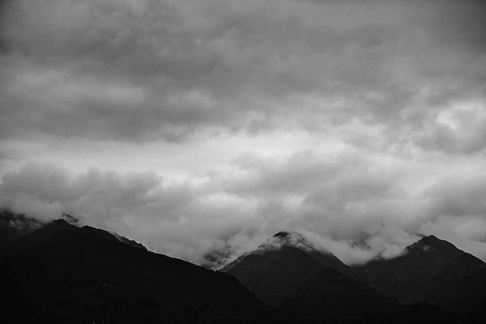 起伏的山.jpg 起伏的山.jpg