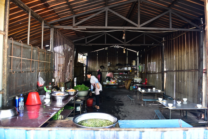 厨房内景.jpg 厨房内景.jpg