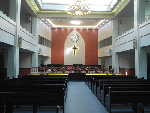 教堂内景（图：中国基督教网站）.jpg