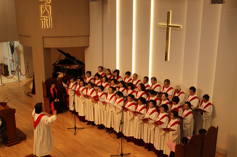 福音堂诗班献唱.jpg 福音堂诗班献唱.jpg