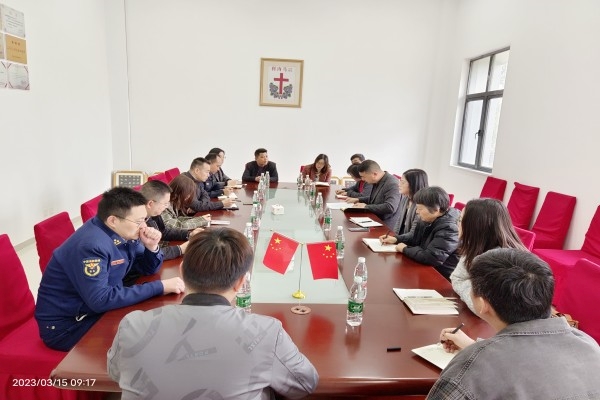 1679033064621642.jpg 杨舍堂参加人大代表建议现场协调会.jpg