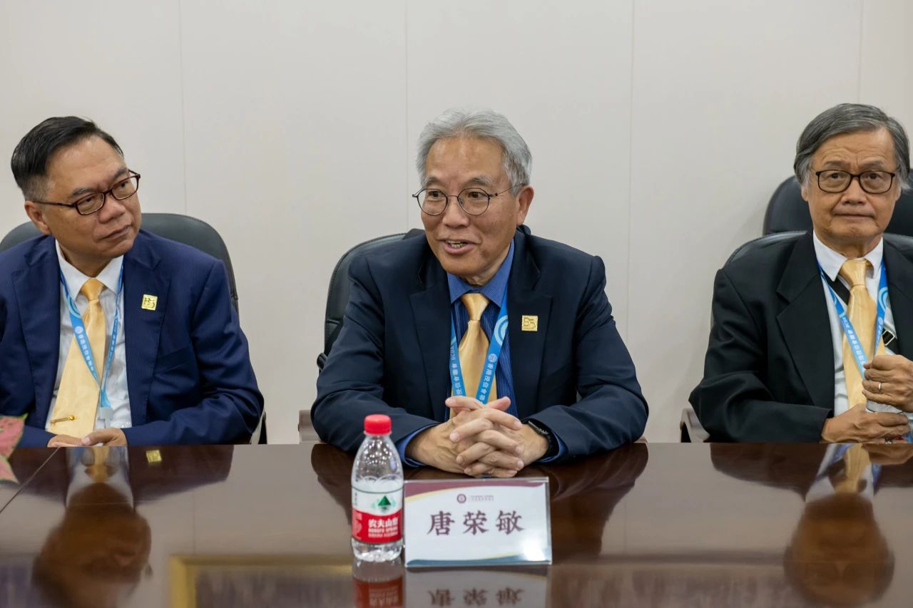 1701741445902340.jpg 1701741445902340.jpg