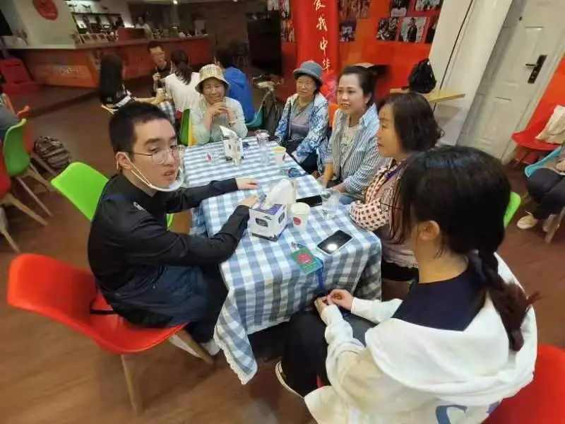 1707393729230772.jpeg 上海天爱公益基金会举办志愿者迎春茶话会-2.jpeg