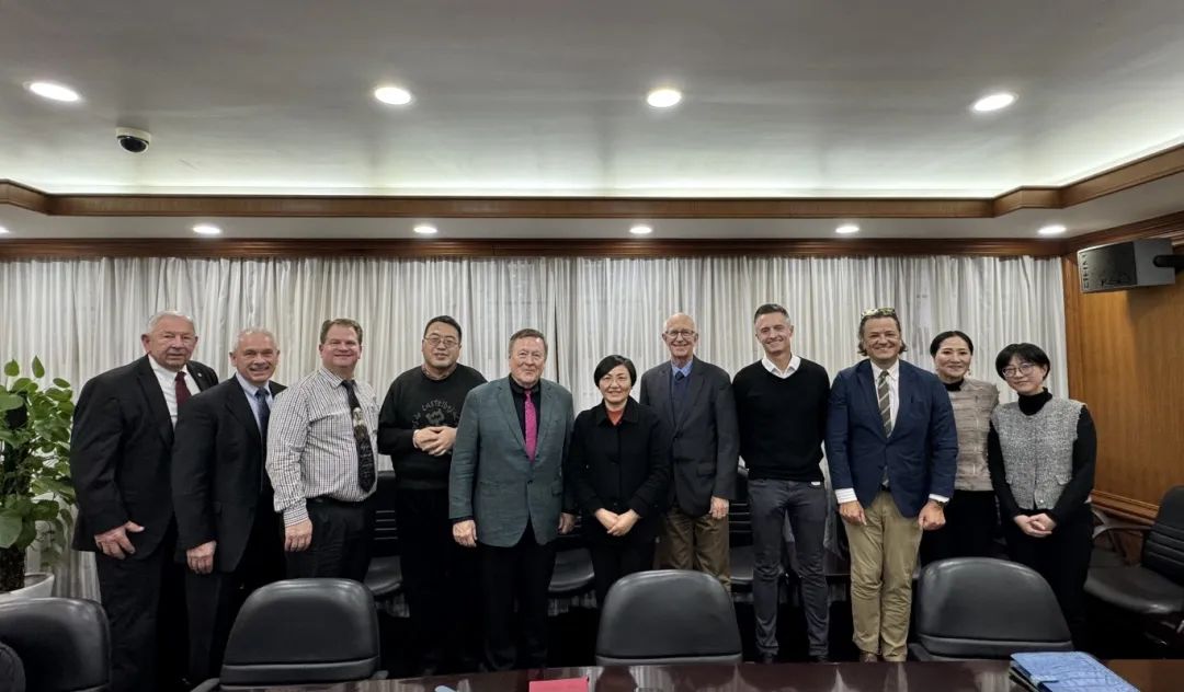 1710985515358923.jpg 美国亚洲通国际咨询机构访问团一行到访上海-2.jpg