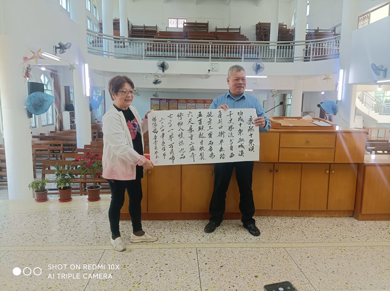 1712979472676126.jpg 十架颂.jpg