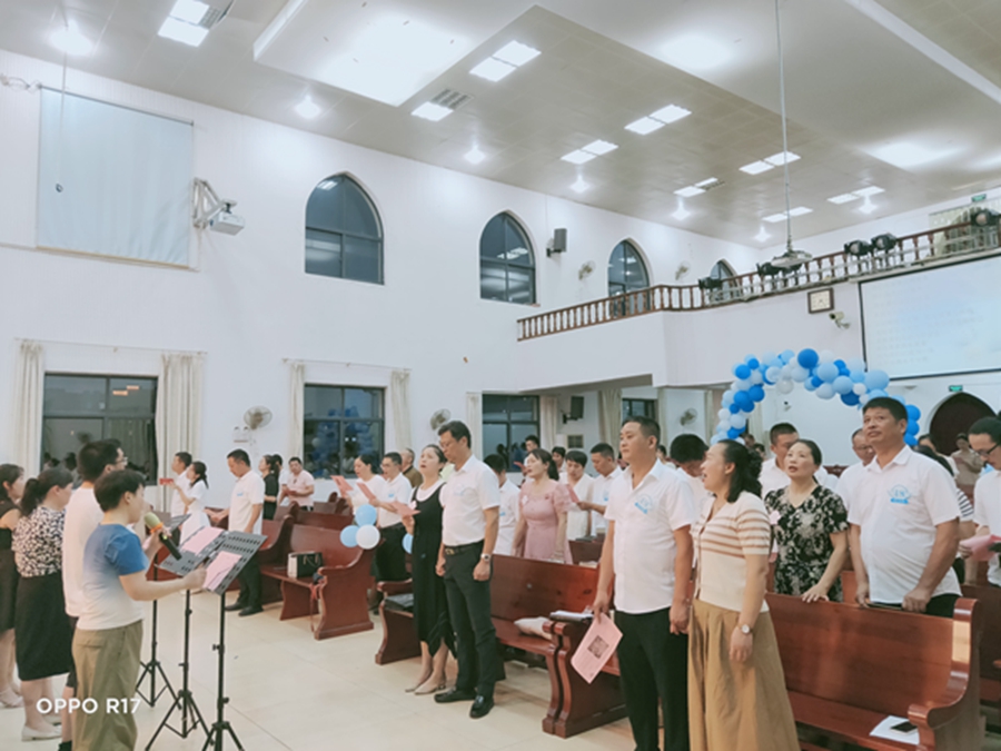 1724125525552916.jpg 聚会现场.jpg