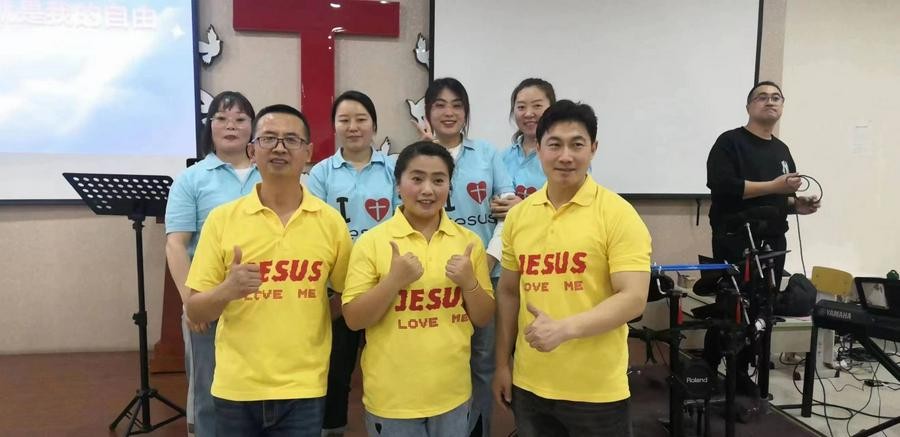 1744331770579602.jpg 641ffeef25450.jpg