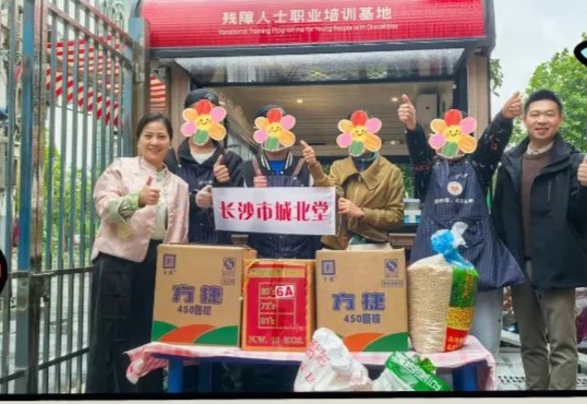 1760930816933182.jpg 1760930816933182.jpg